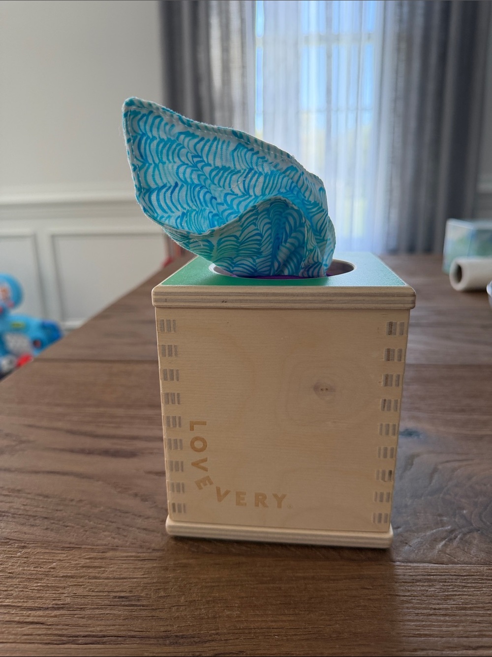 LOVEVERY Magic Tissue Box - Sensor Play Kit